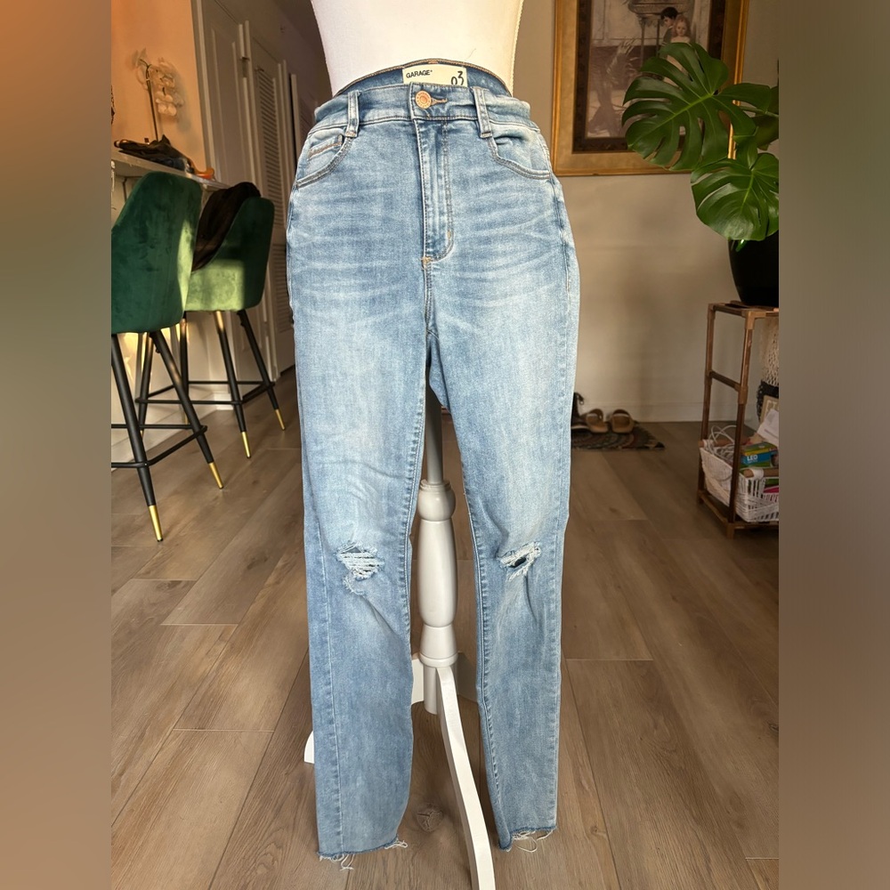 Beautiful Garage Light Wash Skinny Jean Denim